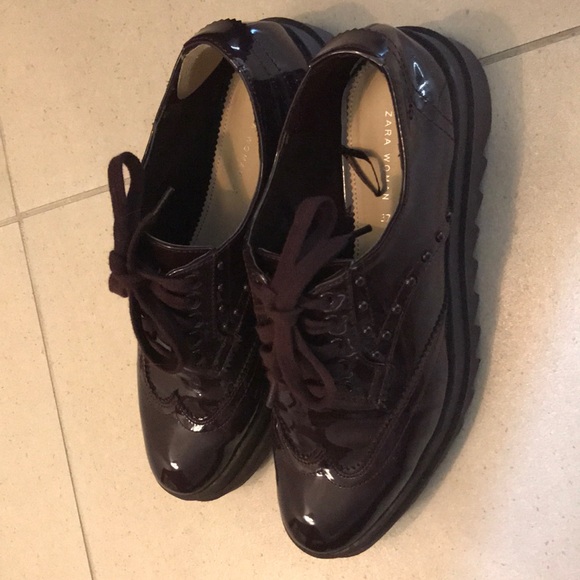 Zara studded wingtip oxford shoes. Burgundy - Picture 3 of 6